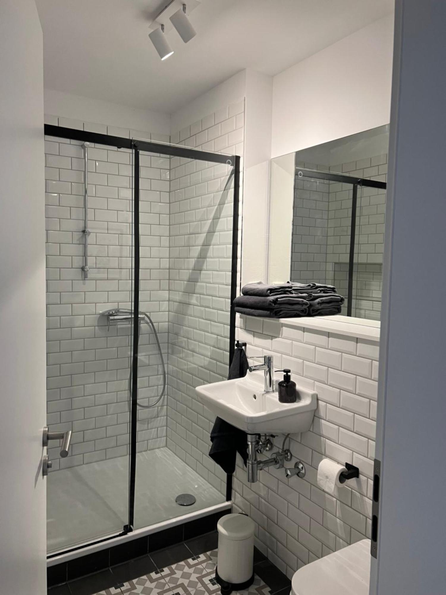 Zentrale, Schoene Design-Wohnung Im Coolen Viertel BRE エクステリア 写真